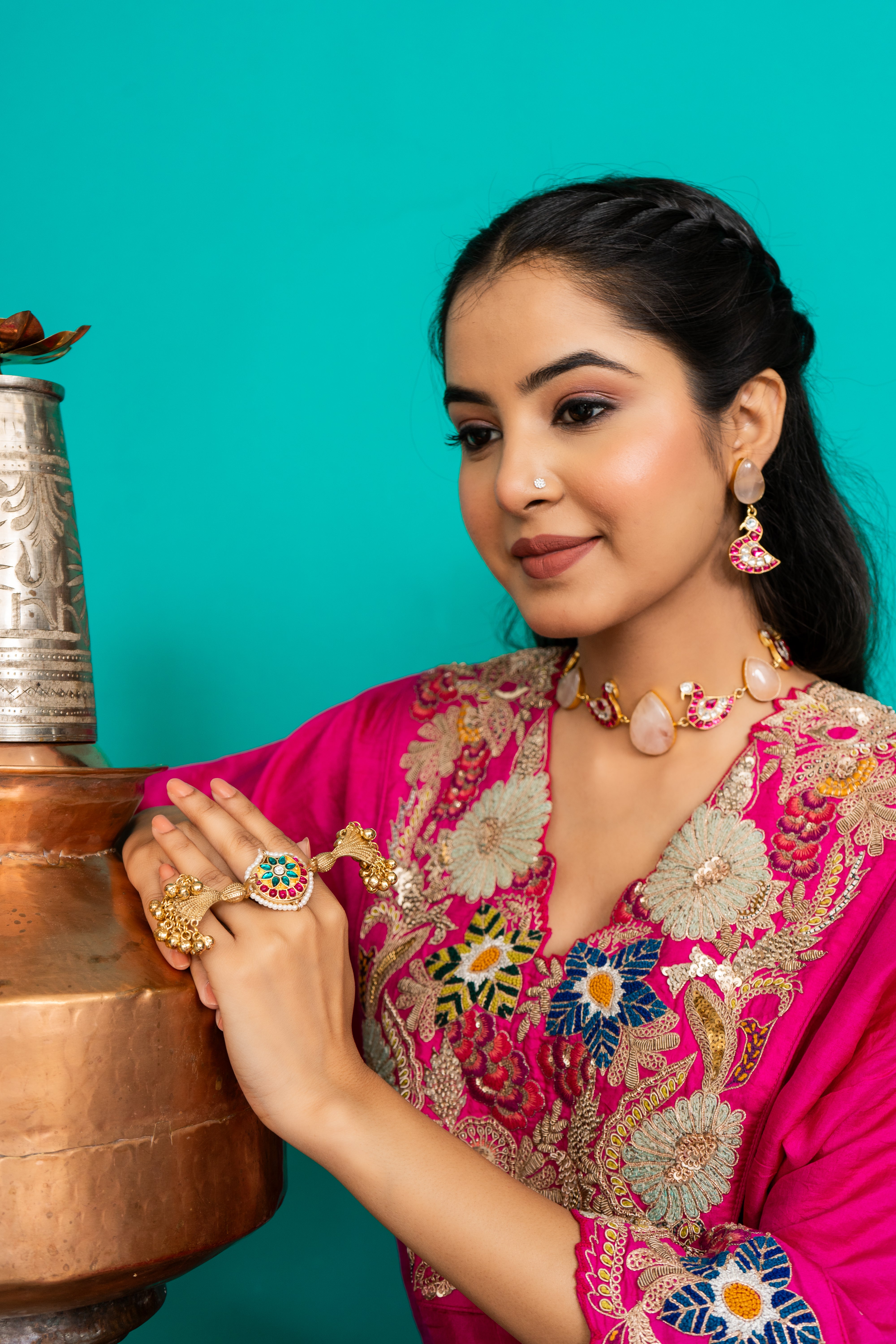 Morni Eye-catcher Ring (Adjustable)